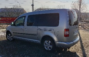 VW Caddy IV Maxi Mietwagen Heckausschnitt