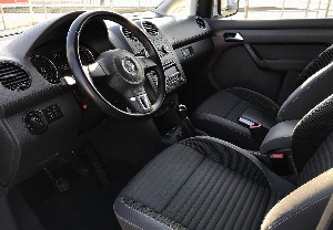 VW Caddy IV Maxi Mietwagen Heckausschnitt