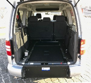 VW Caddy IV Maxi Mietwagen Heckausschnitt